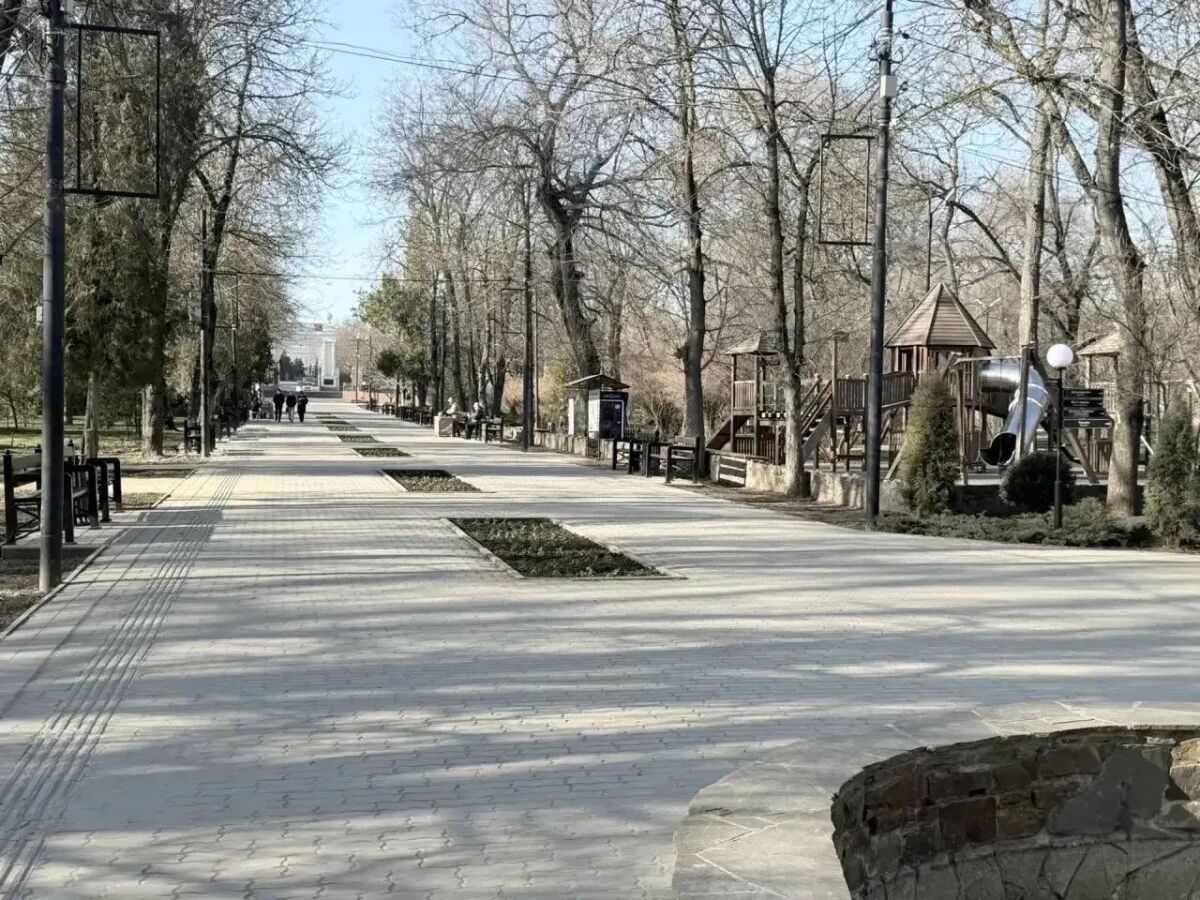 В двух парках Таганрога в 2026 году благоустроят зоны отдыха на ₽7,6 млн - фото 1