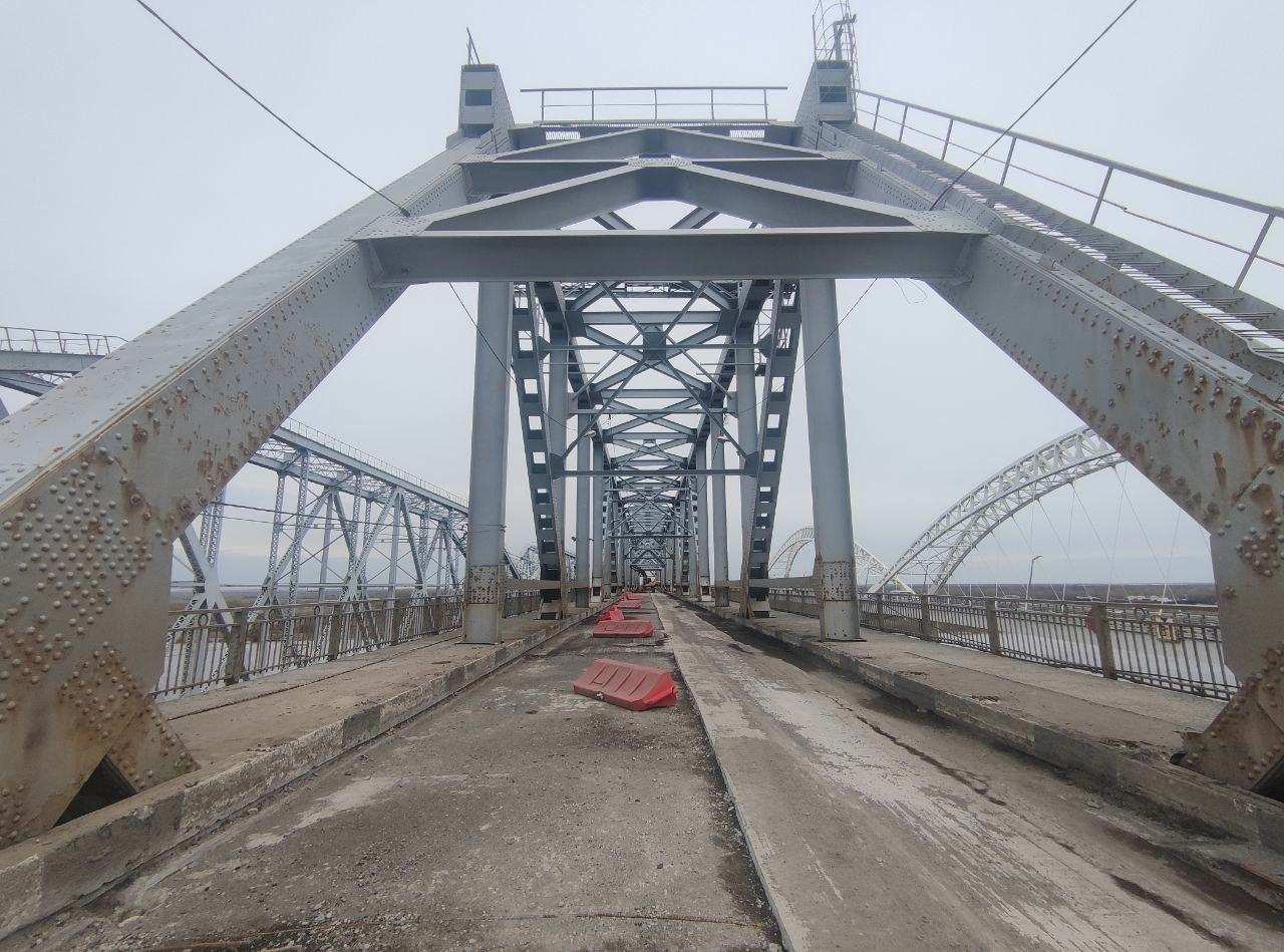 Асфальт полностью сняли на старом Борском мосту в Нижнем Новгороде