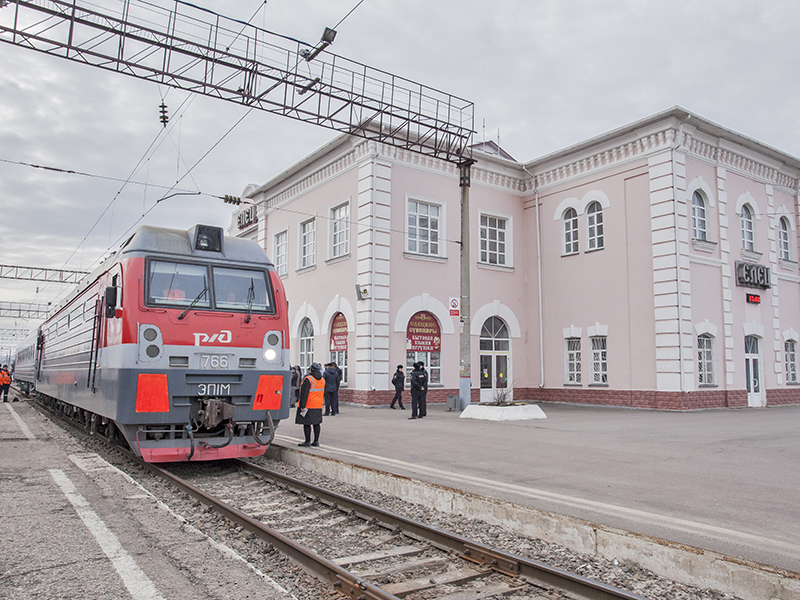 Расписание поездов изменят на вокзале Воронеж-1 из-за демонтажа путепровода - фото 1