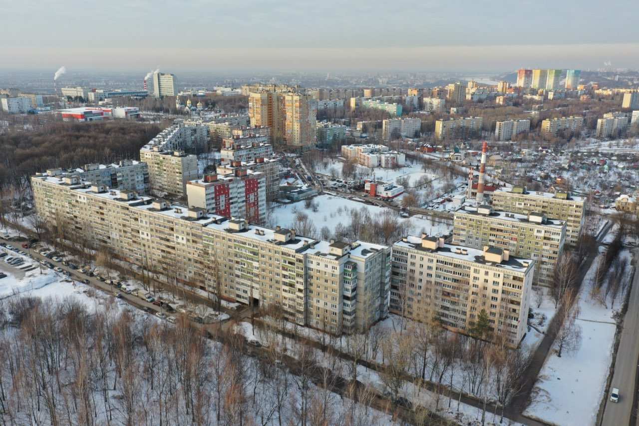 Жители Нижнего Новгорода массово жалуются на едкий химический запах на  улице в январе 2024