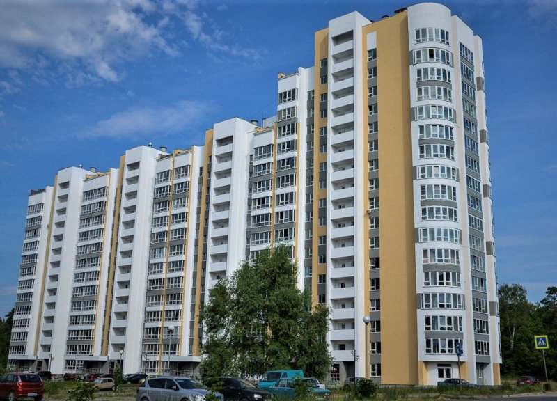 Дом секция 1 и 2, 3 в ЖК По ул. Ленина (Заречный) - фото 1